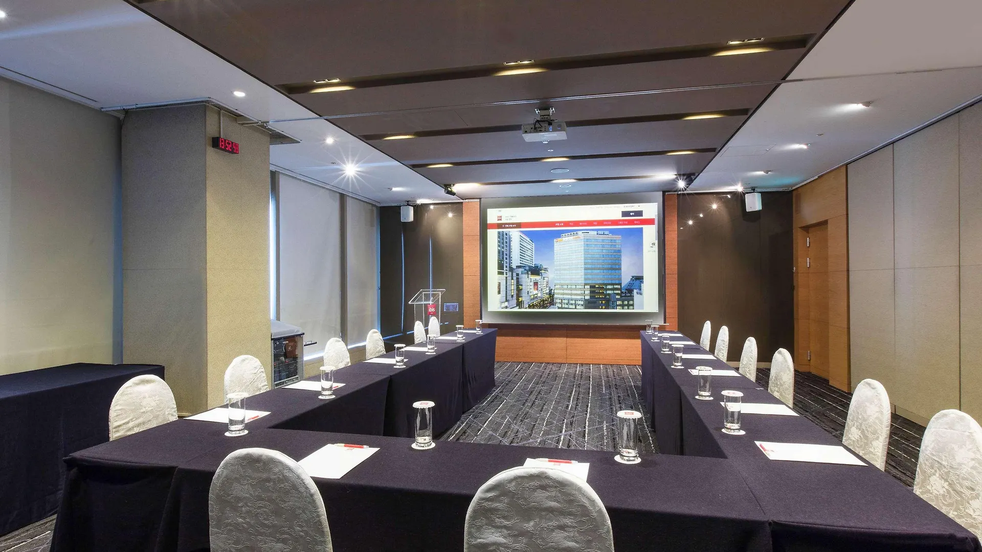 Ibis Ambassador Myeongdong Hotel Seoul