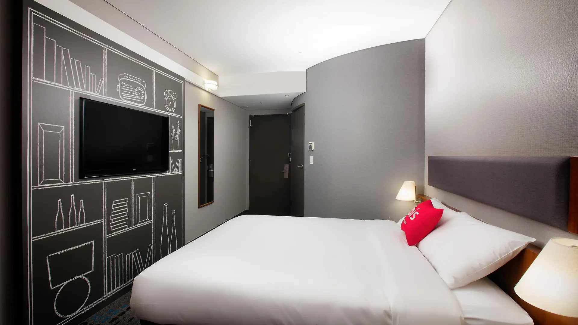 Ibis Ambassador Myeongdong Hotel Seoul 3*,