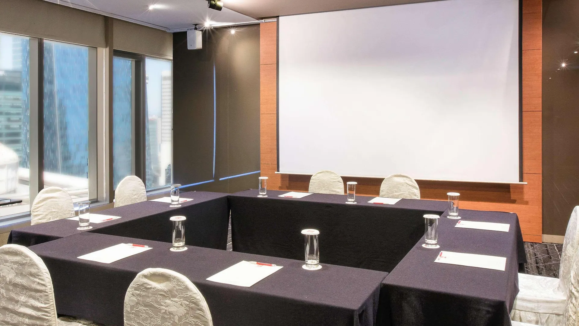 ***  Ibis Ambassador Myeongdong Hotel Seoul South Korea